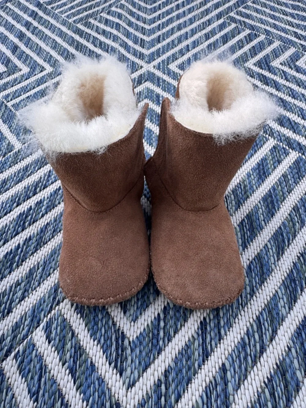UGG Kids Chestnut Sheepskin Booties - Soft Lined Baby Boot